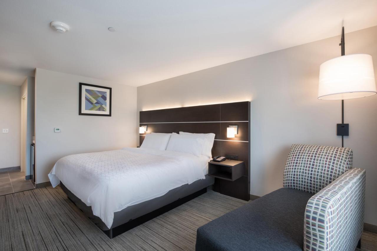 Holiday Inn Express & Suites Chicago - Hoffman Estates By Ihg Экстерьер фото